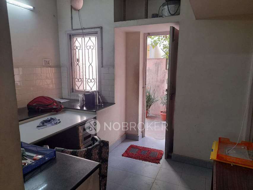 2 BHK Flat In Signet Pride Apartments For Sale  In Harrington Rd