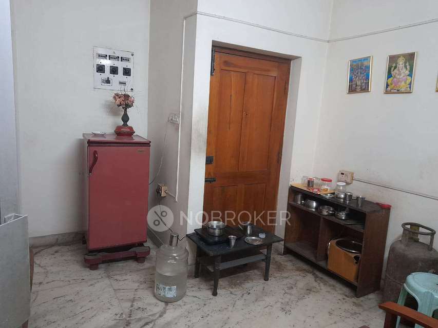 2 BHK Flat In Signet Pride Apartments For Sale  In Harrington Rd