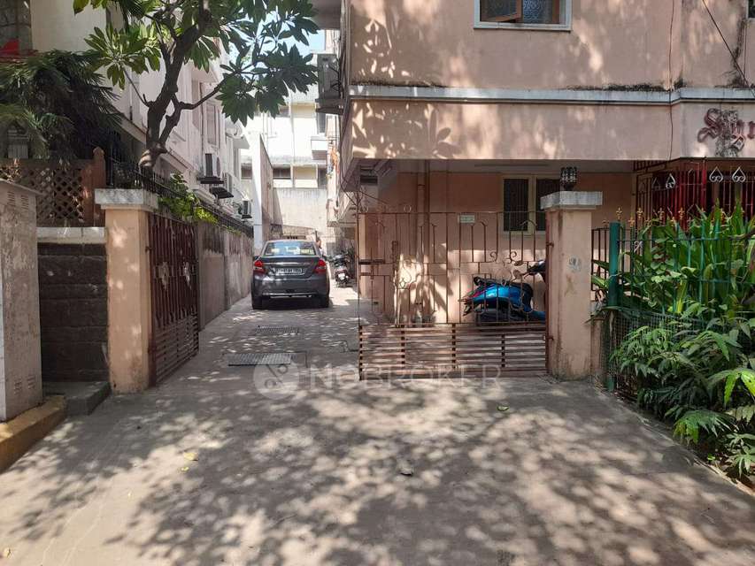 2 BHK Flat In Signet Pride Apartments For Sale  In Harrington Rd