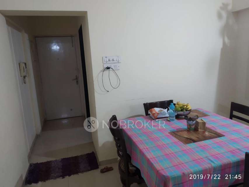 2 BHK Flat In Sierra Towers For Sale  In Kandivali East 