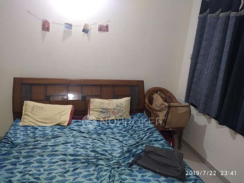 2 BHK Flat In Sierra Towers For Sale  In Kandivali East 