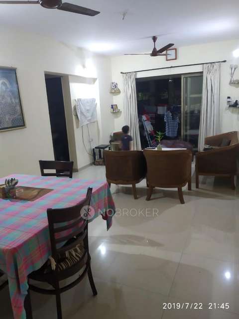 2 BHK Flat In Sierra Towers For Sale  In Kandivali East 