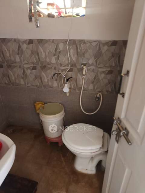 4+ BHK Flat For Sale  In Karihobanahalli