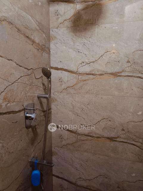 2 BHK Flat In Lake Pleasant For Sale  In  Powai, Mumbai