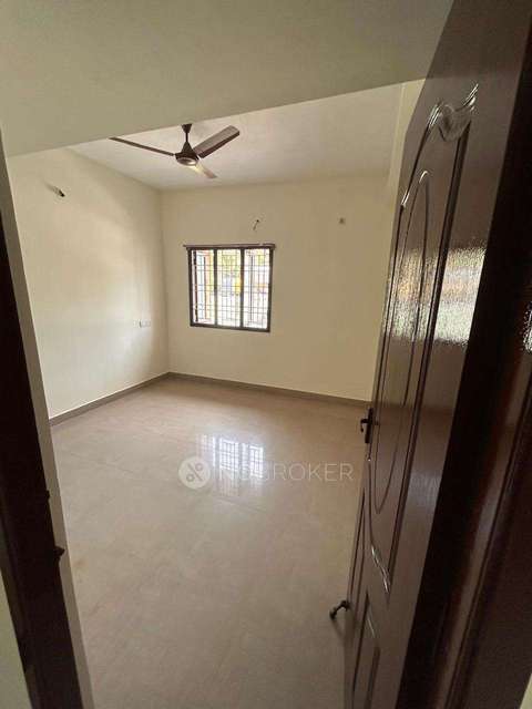 2 BHK Flat In 5 Flat House For Sale  In Poonamale