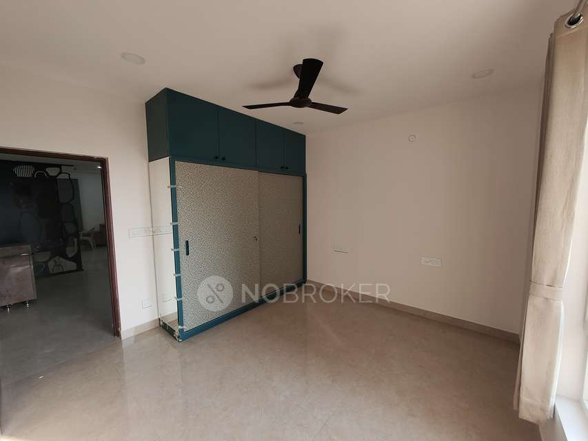 4 BHK Flat In Auro Kohinoor For Sale  In Hi Tech City