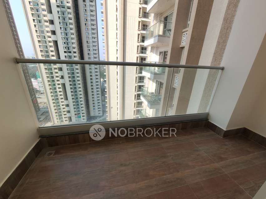 4 BHK Flat In Auro Kohinoor For Sale  In Hi Tech City