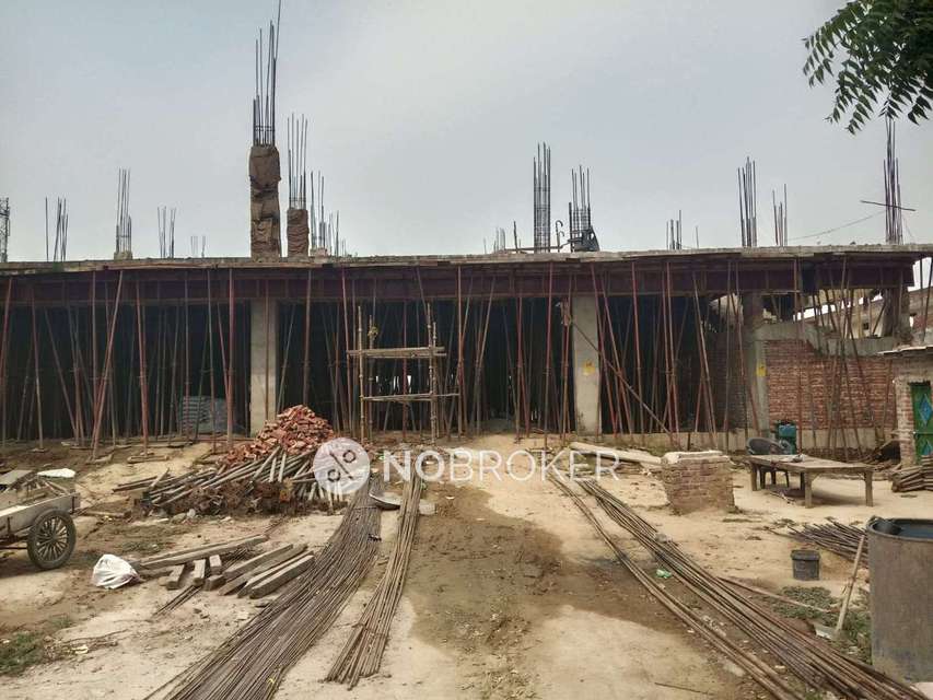 Showroom in Dadri, Greater Noida for Rent 
