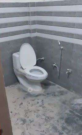 2 BHK Flat For Sale  In Dayal Bagh Colony 