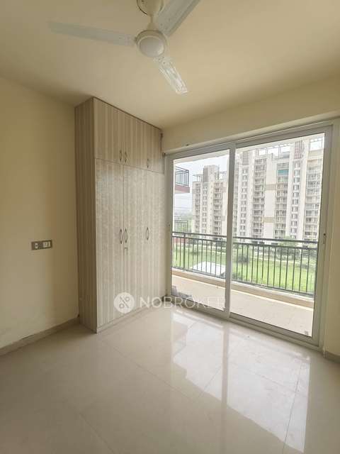 3 BHK Flat In Rof Aalayas Phase 2 For Sale  In Sector 102