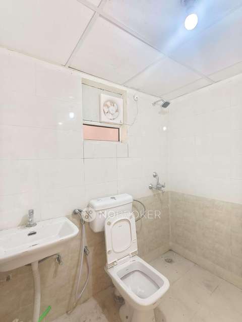 3 BHK Flat In Rof Aalayas Phase 2 For Sale  In Sector 102