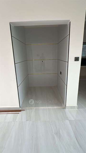 4+ BHK Flat For Sale  In Turkamjyal