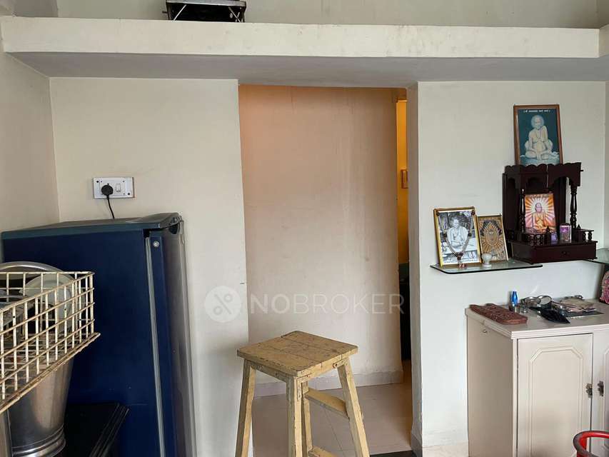 2 BHK Flat In Laxmi Sadan Soc For Sale  In Rasta Peth