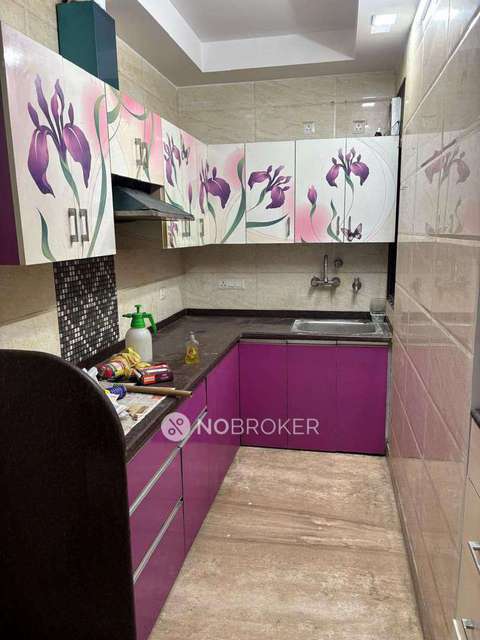 Showroom in Khanpur, Delhi for sale 