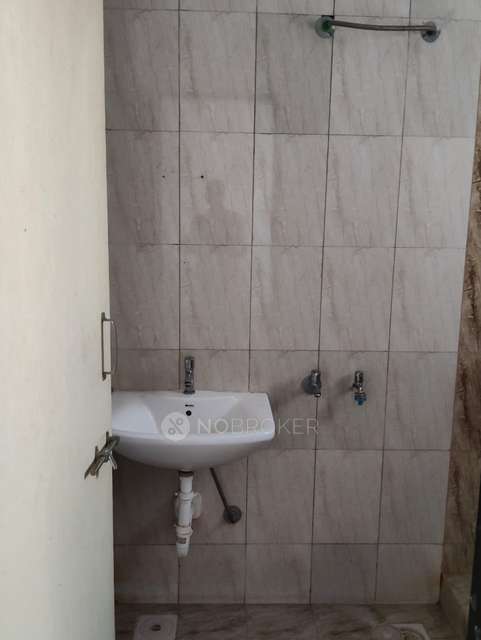 1 RK Flat In Richmond Park For Sale  In Rahatani