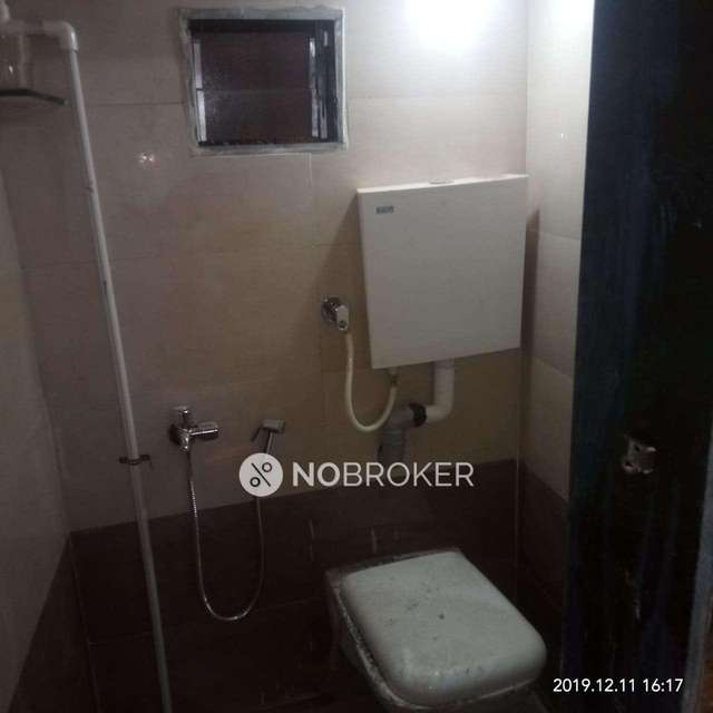 1 RK Flat In Pandey Bhawan For Sale  In Colaba