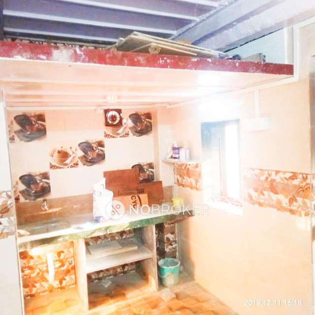 1 RK Flat In Pandey Bhawan For Sale  In Colaba