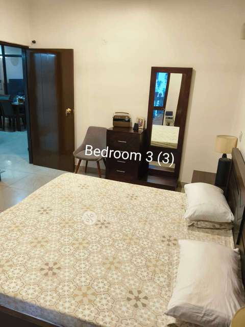 4+ BHK Flat In Cghs The New Greenwood, Gurgaon For Sale  In Sector 52