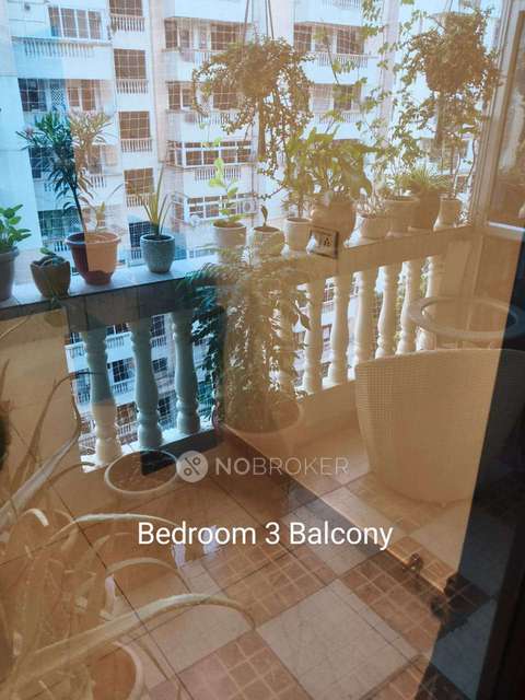 4+ BHK Flat In Cghs The New Greenwood, Gurgaon For Sale  In Sector 52