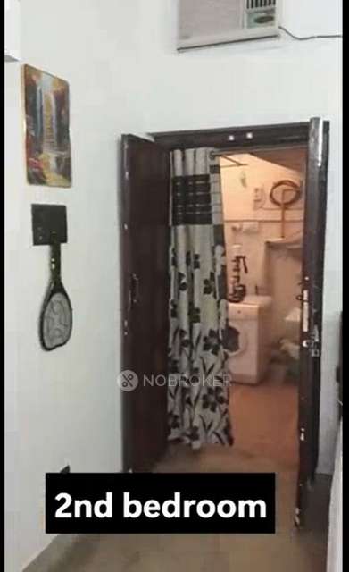 2 BHK Flat In Mig Dda Flat, Safdarjung Enclave For Sale  In Safdarjung Enclave