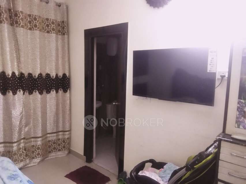 2 BHK Flat In Royal Nest Apartments For Sale  In Bisrakh Road