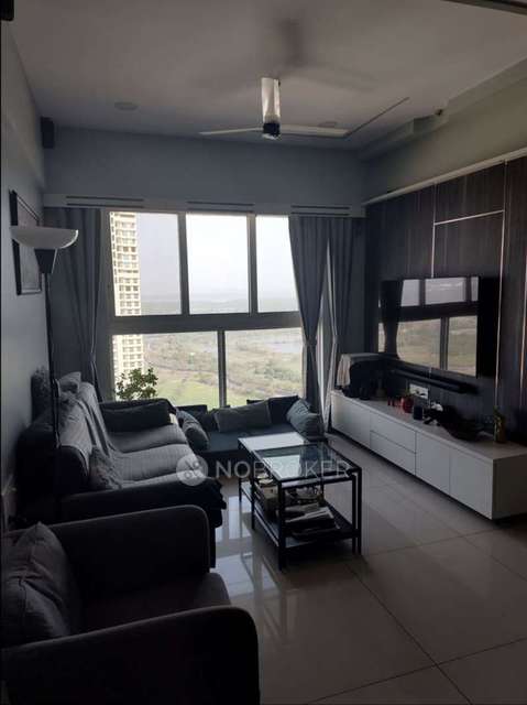2 BHK Flat In Atmosphere O2 For Sale  In Mulund West