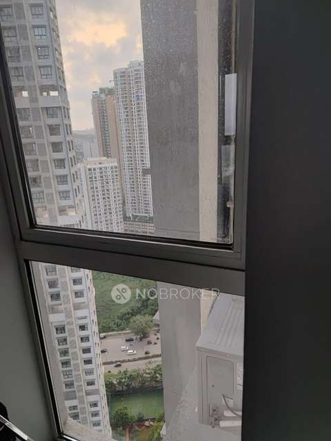 2 BHK Flat In Atmosphere O2 For Sale  In Mulund West