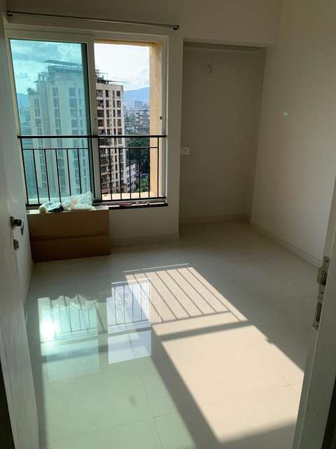 2 BHK Flat In Rustomjee Urbania Azziano For Sale  In Thane West