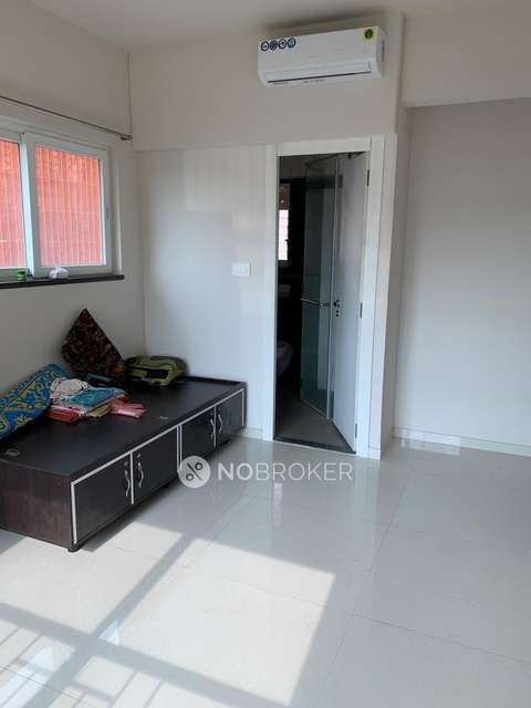 2 BHK Flat In Rustomjee Urbania Azziano For Sale  In Thane West