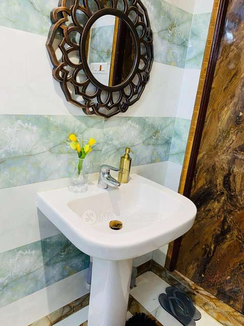 4 BHK Flat In Comfort Residency Tolichowki, Toli Chowki For Sale  In Toli Chowki