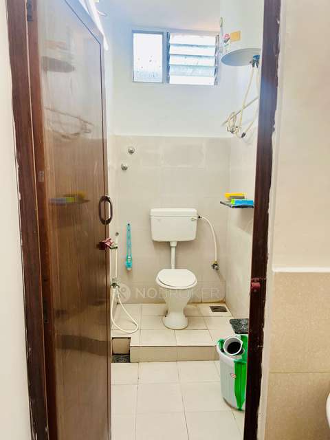 1 BHK Flat In Shanthi Apartments For Sale  In Mylapore