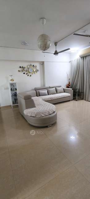 3 BHK Flat In Whispering Palms Xxclusive For Sale  In Kandivali East