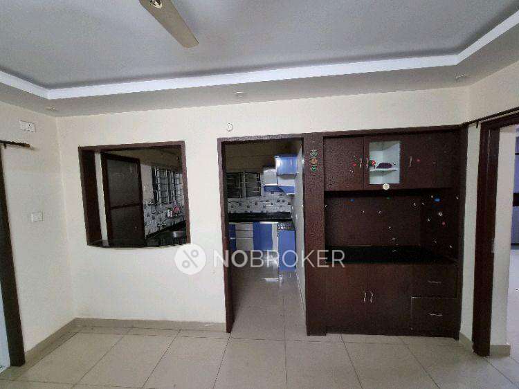 2 BHK Flat In Giridhari Executive Park For Sale  In Peeranchuruvu
