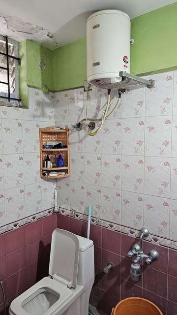 2 BHK Flat In Reputed Builder Silver Homes For Sale  In J. P. Nagar