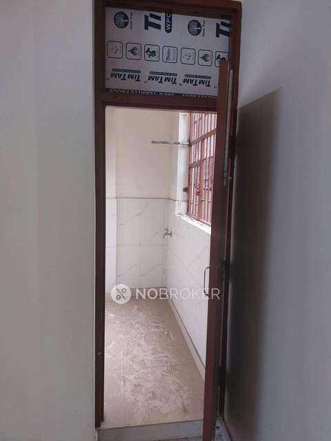 2 BHK Flat In Rwa Sitapuri Extension Part 1 For Sale  In Sitapuri
