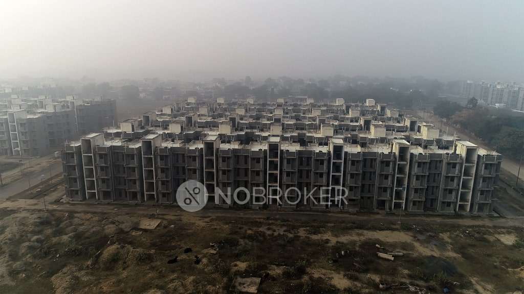 1 BHK Flat In Yamuna Expressway Authority Flat For Sale  In Sector 22