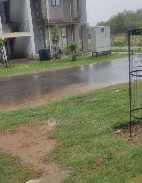 1 BHK Flat In Yamuna Expressway Authority Flat For Sale  In Sector 22