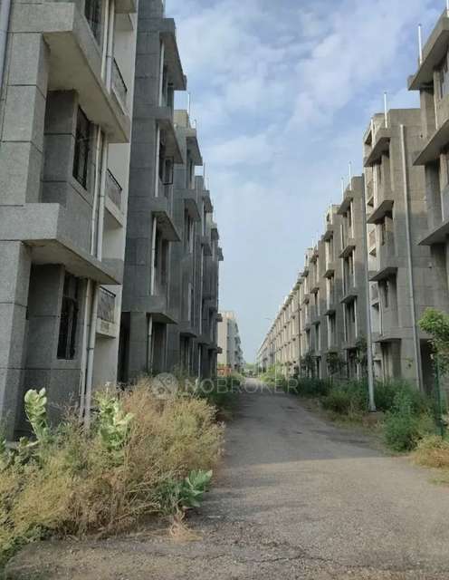 1 BHK Flat In Yamuna Expressway Authority Flat For Sale  In Sector 22