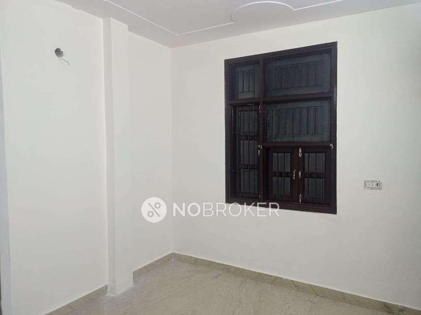 3 BHK Flat In Sb For Sale  In Sector 16