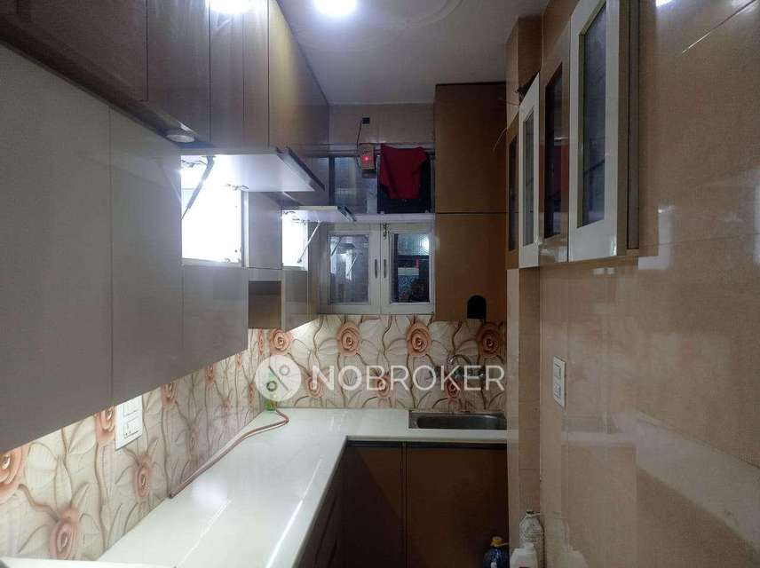 3 BHK Flat In Sb For Sale  In Sector 16