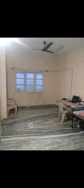 2 BHK Flat In Celebrity Ar Paradise For Sale  In Electronic City