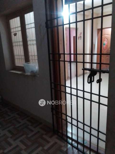 2 BHK Flat In James Street Apartment, Chrompet For Sale  In Nagalkeni, Chromepet