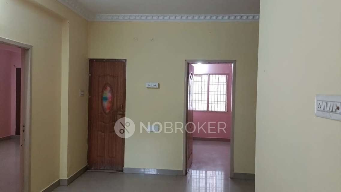 2 BHK Flat In James Street Apartment, Chrompet For Sale  In Nagalkeni, Chromepet