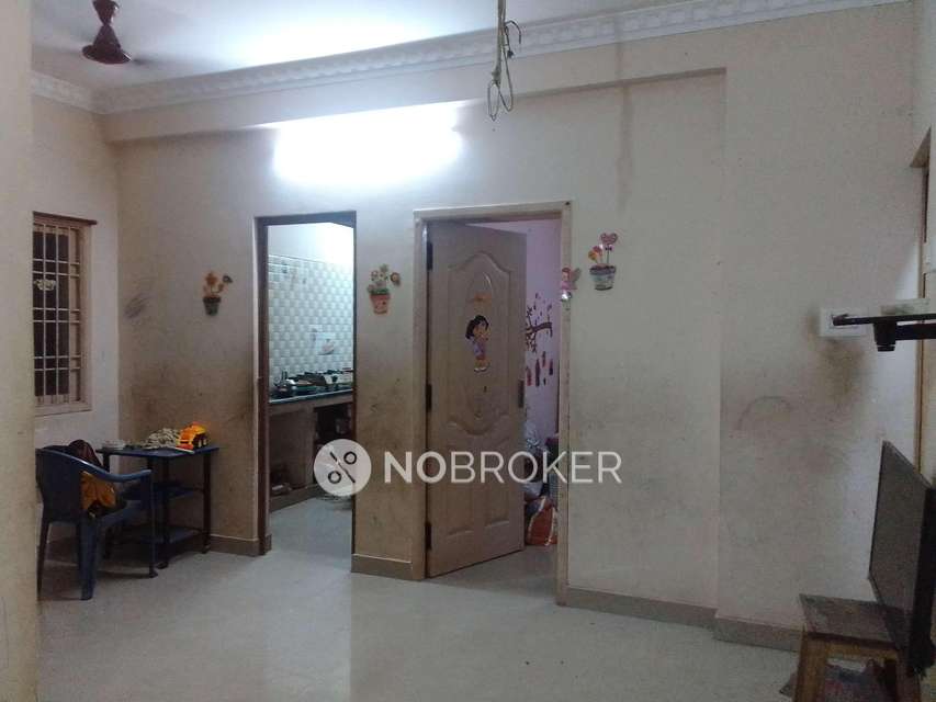 2 BHK Flat In James Street Apartment, Chrompet For Sale  In Nagalkeni, Chromepet