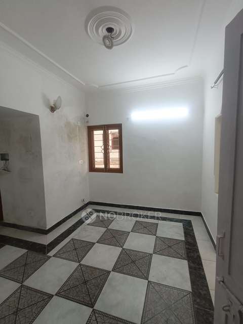 3 BHK Flat In Arun Vihar Sector 37 Noida  For Sale  In Noida Sector 37