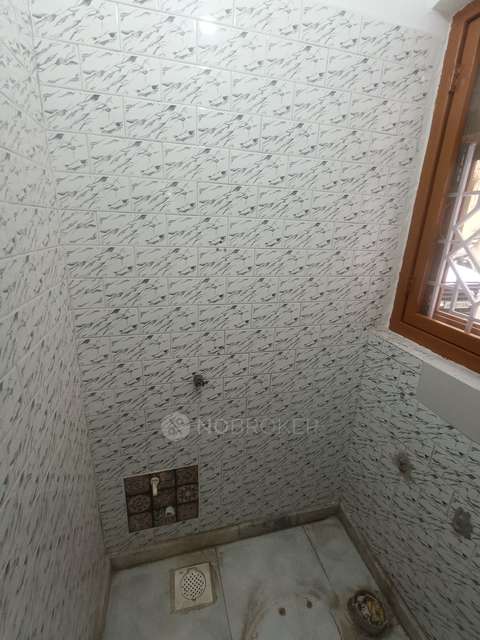 3 BHK Flat In Arun Vihar Sector 37 Noida  For Sale  In Noida Sector 37