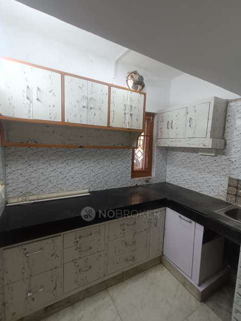3 BHK Flat In Arun Vihar Sector 37 Noida  For Sale  In Noida Sector 37