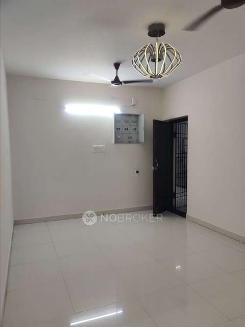 3 BHK Flat In Santha Towers For Sale  In Paruthippattu