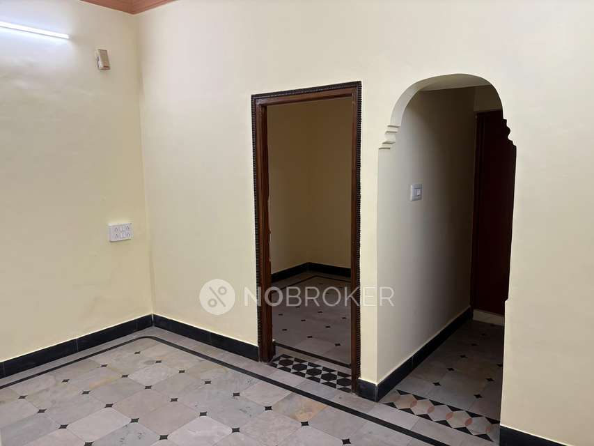 2 BHK Flat In Stand Alone Building  for Rent  In Shivaji Nagar