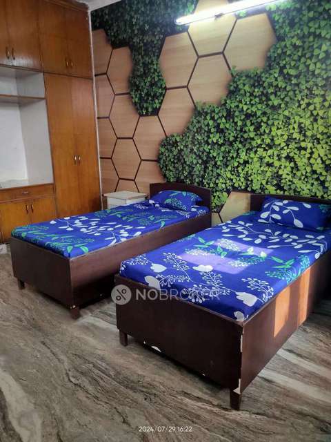 PG for Boys in Sector 22